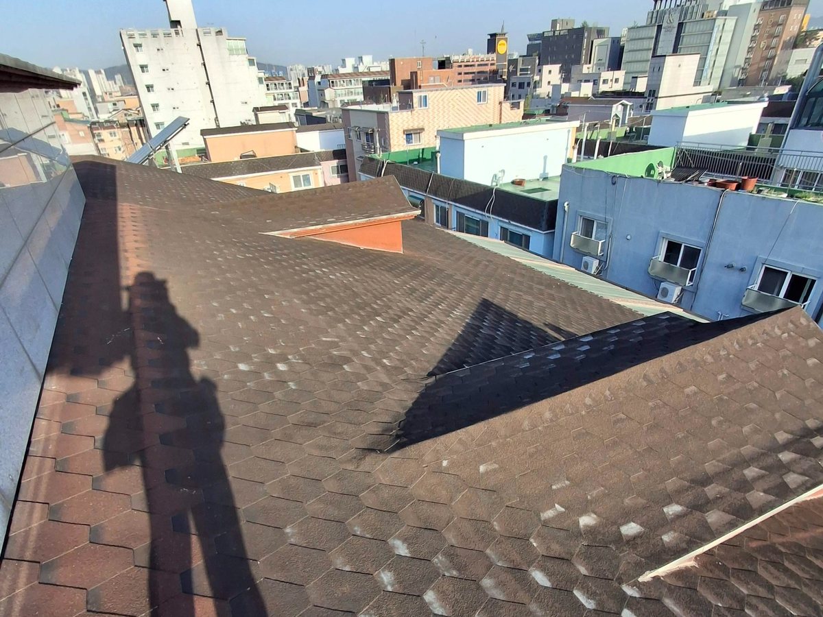 서울 아스팔트슁글 지붕보수 전 노후 다면 지붕